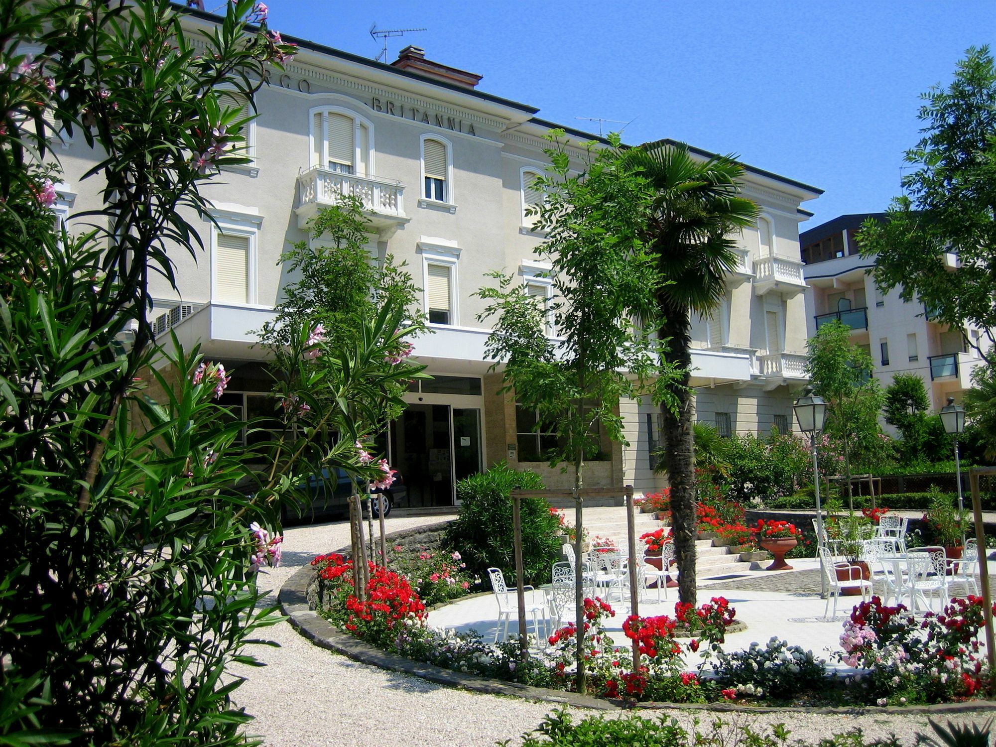 Britannia Hotel 4*